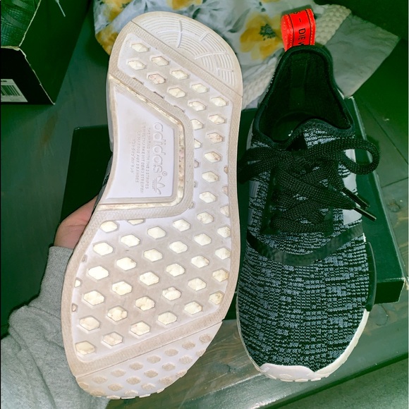 Original Adidas NMD_r1 - Picture 5 of 6
